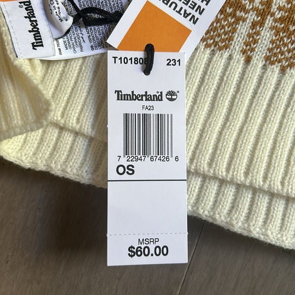 NWT Timberland Women’s Knit Scarf, Mustard Yellow and Cream Plaid - Picture 4 of 8